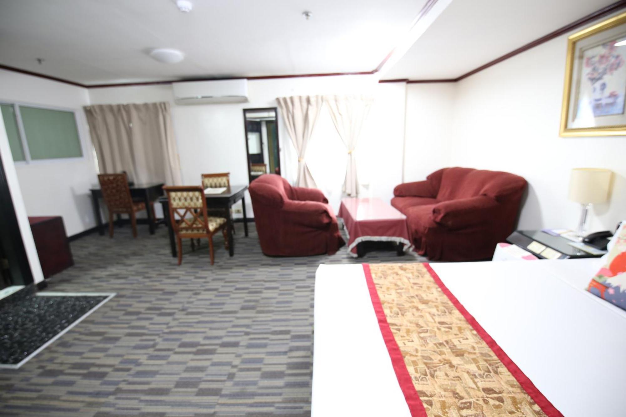 Hotel Asia Cebu ภายนอก รูปภาพ