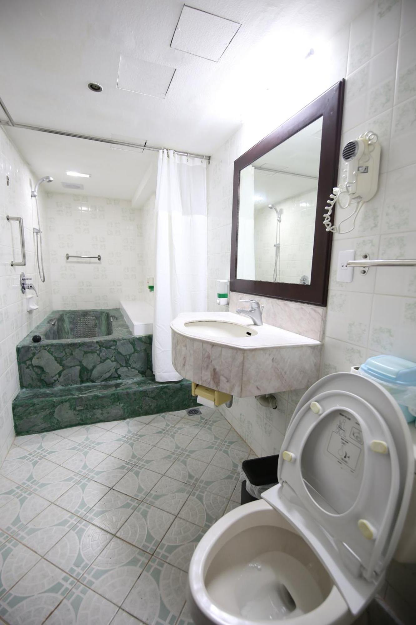 Hotel Asia Cebu ภายนอก รูปภาพ