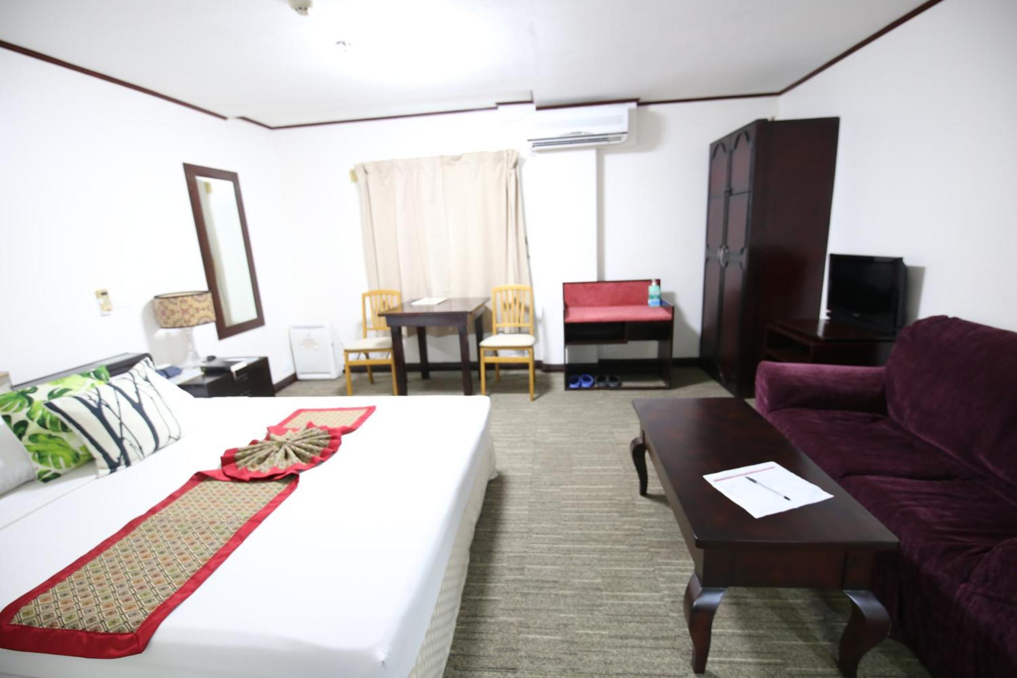 Hotel Asia Cebu ภายนอก รูปภาพ